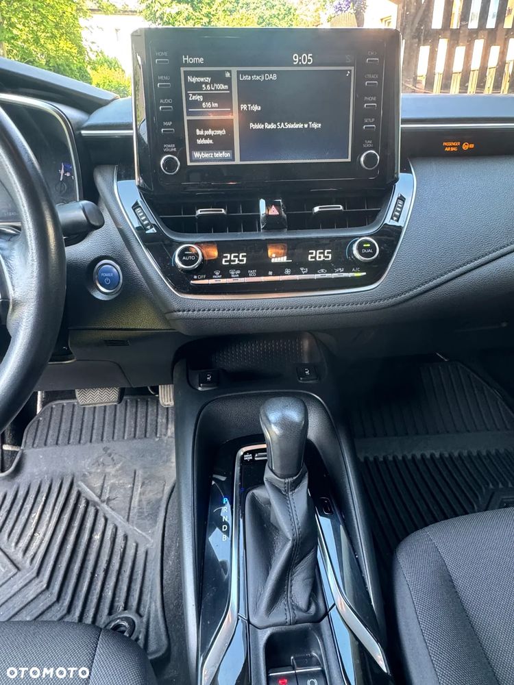 Toyota Corolla - 10