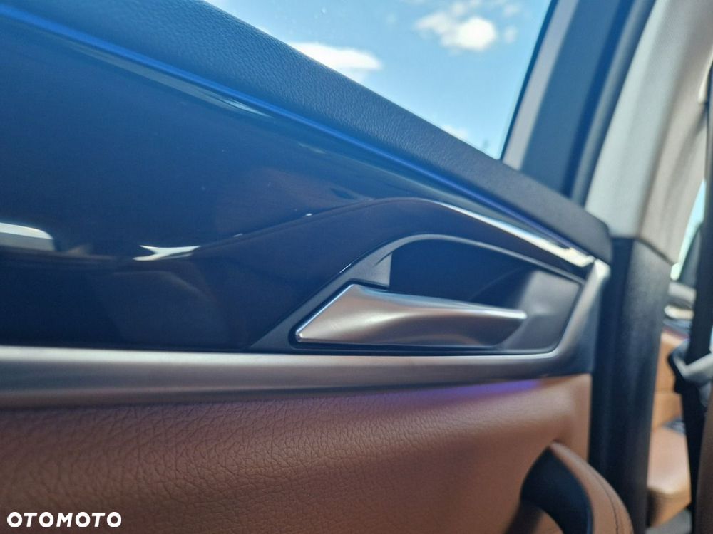 BMW Seria 5 520d M Sport Edition - 22