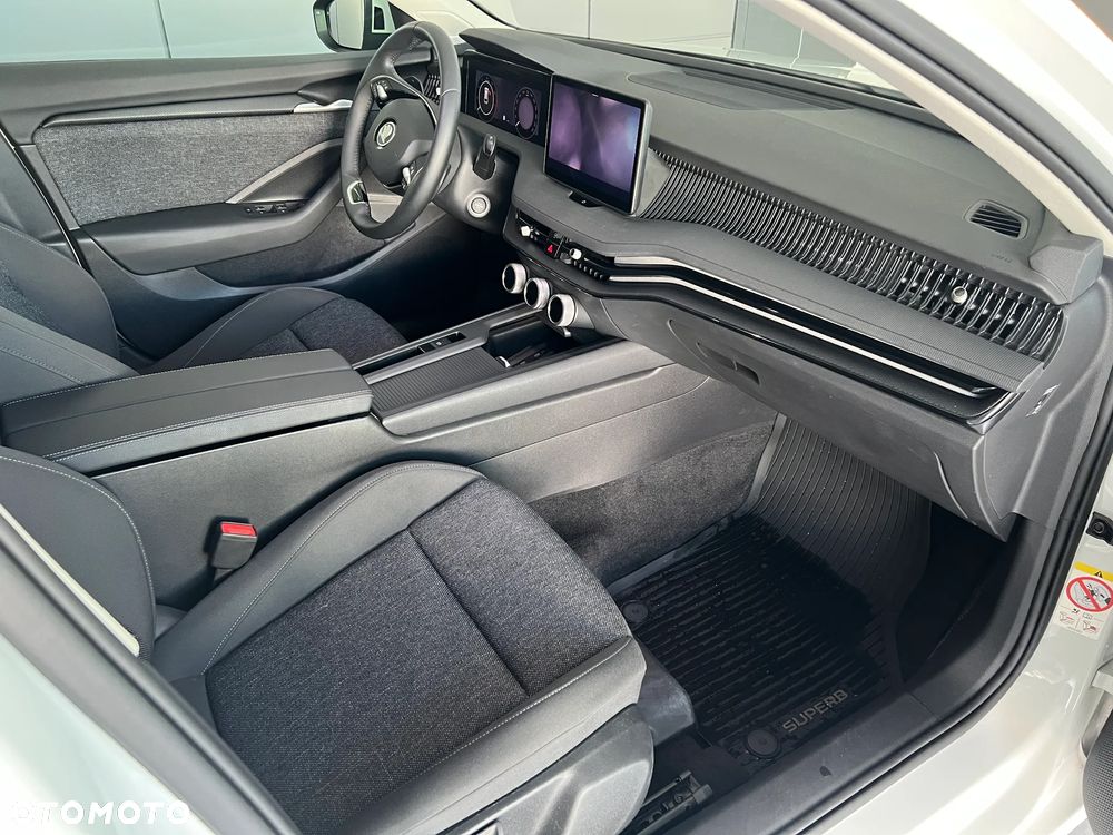 Skoda Superb - 12