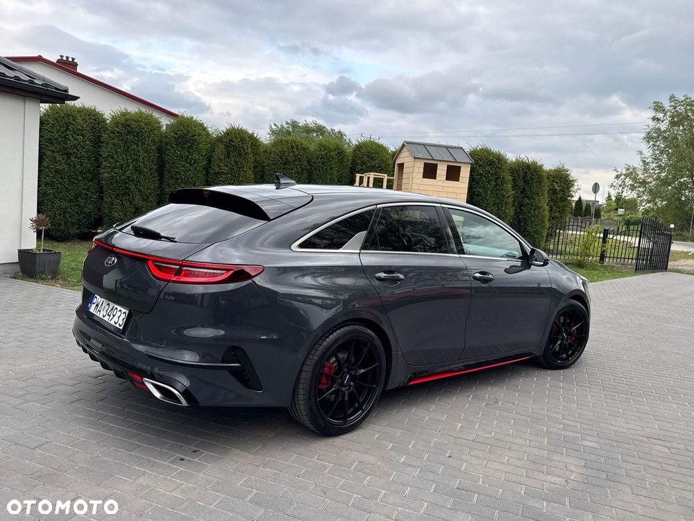 Kia ProCeed 1.6 T-GDI OPF GT - 17