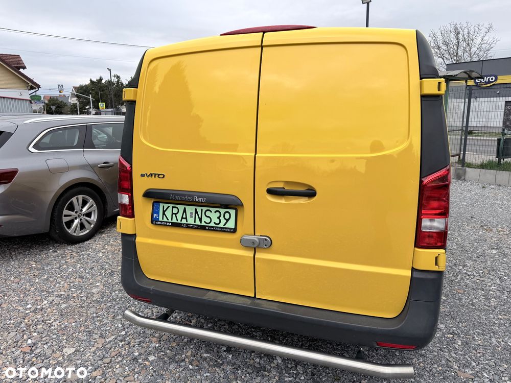 Mercedes-Benz eVito - 13