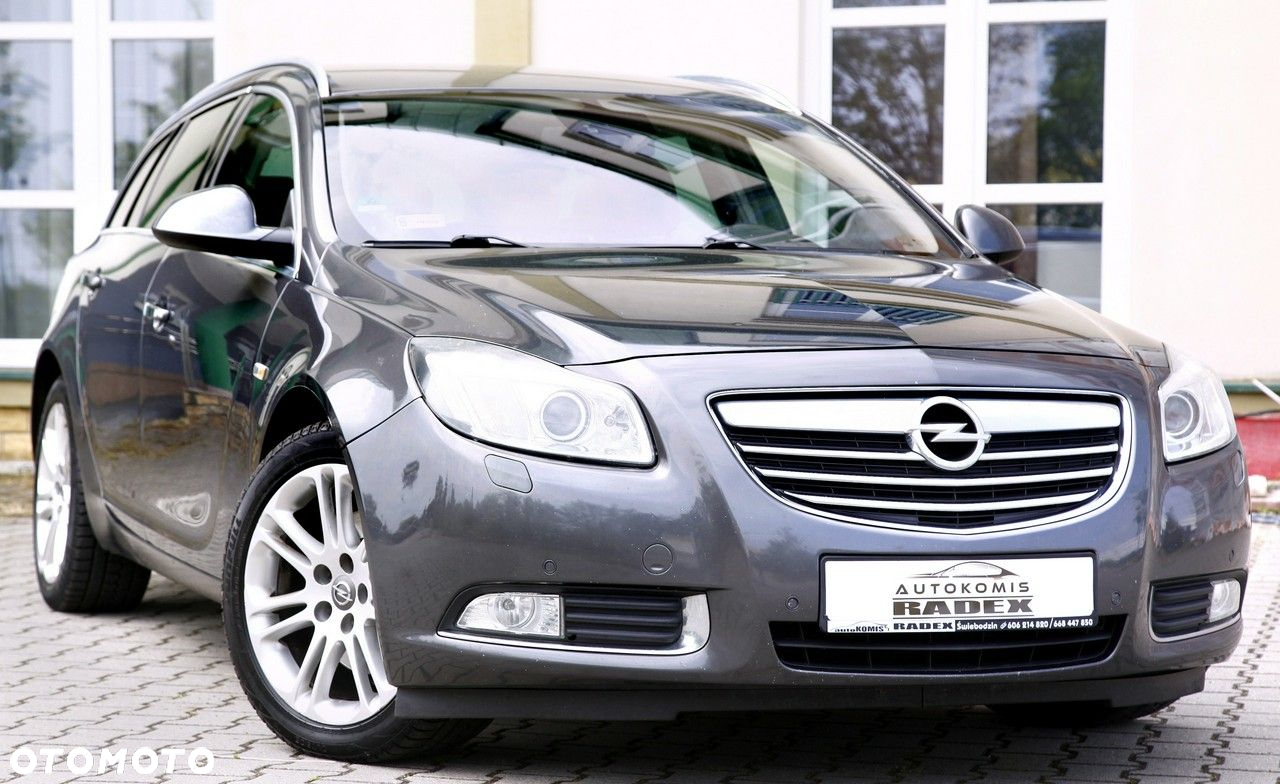 Opel Insignia 2.0 Turbo 4x4 Design Edition - 17