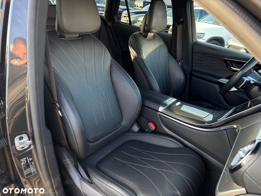 Mercedes-Benz GLC - 30