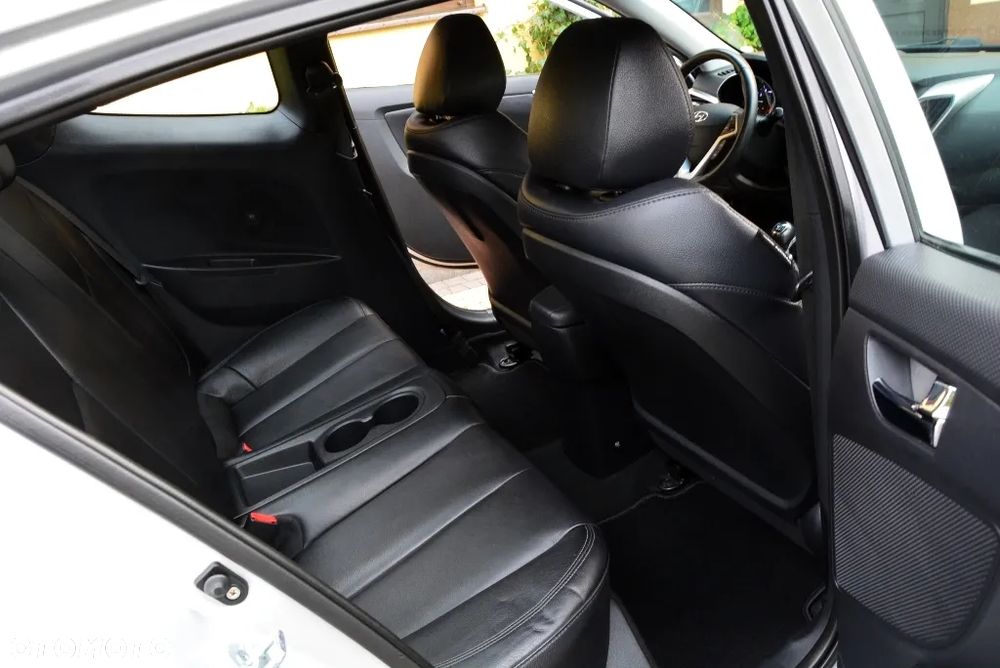 Hyundai Veloster 1.6 GDI Premium - 7