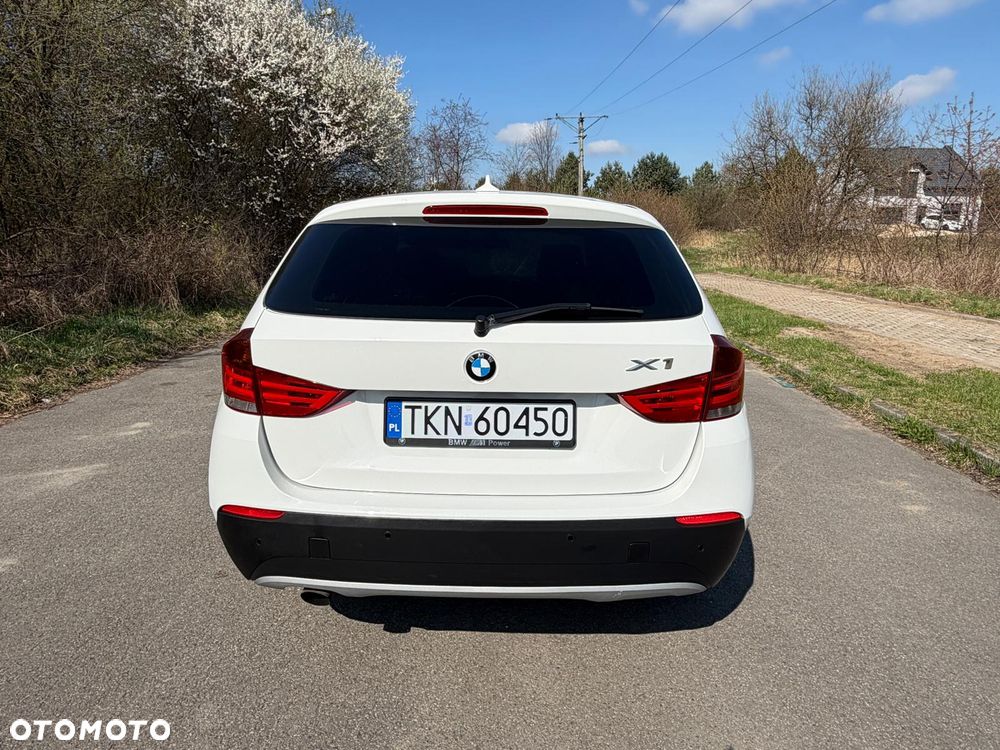 BMW X1 sDrive18d Sport Line - 16