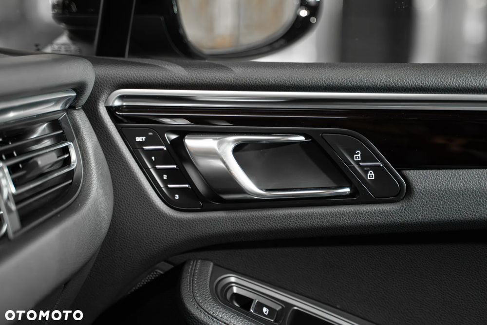 Porsche Macan Standard - 20