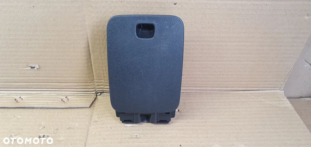 Uchwyt na kubek Opel Vivaro B Trafic III - 1