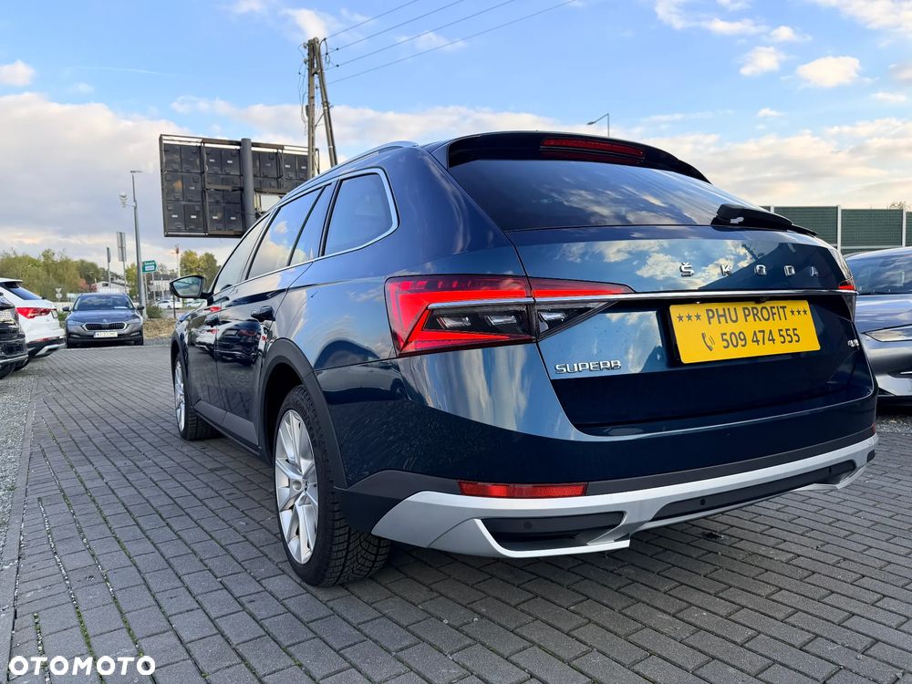 Skoda Superb 2.0 TDI SCR 4x4 Scout DSG - 10