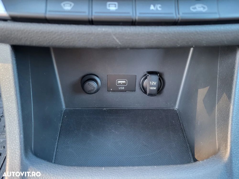 Hyundai i30 1.5 110CP 5DR M/T Comfort - 24