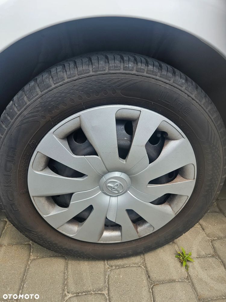 Toyota Yaris 1.0 Active EU6 - 19