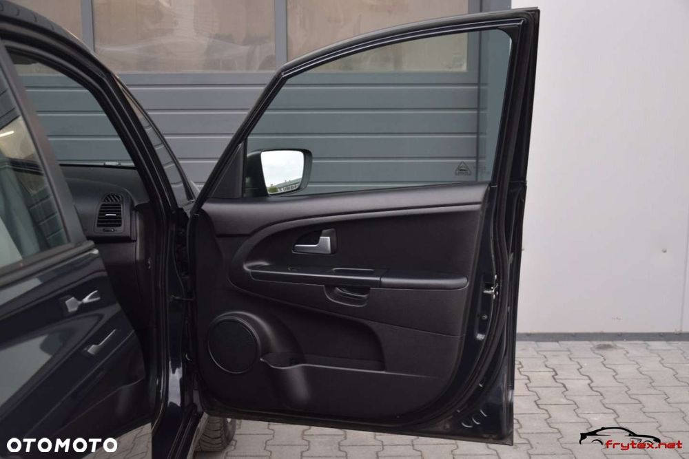 Kia Venga - 20