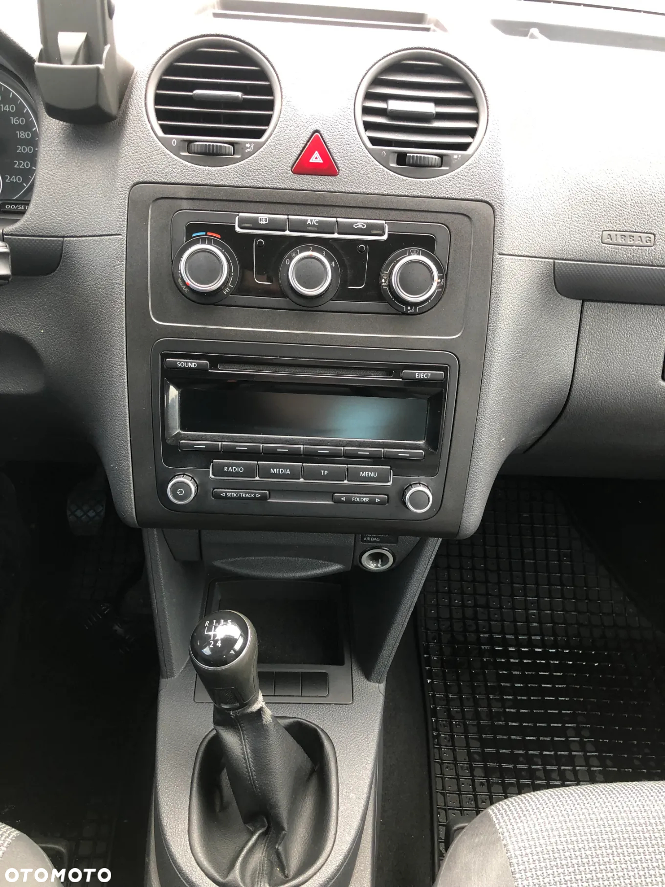 Volkswagen Caddy - 37