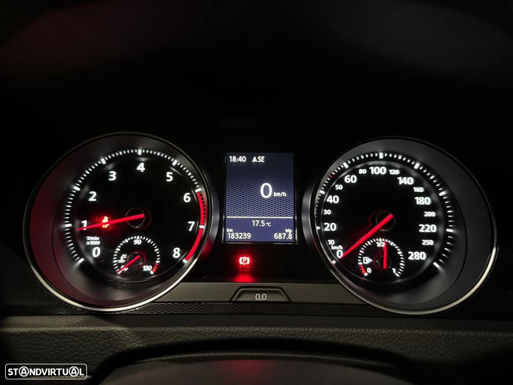 VW Golf 2.0 TSi GTi Performance - 19