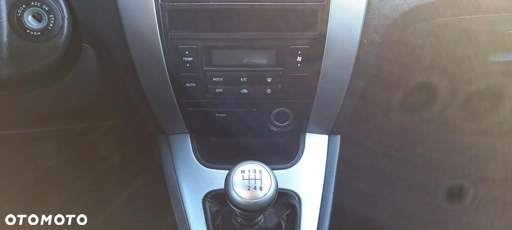 Hyundai Tucson 2.0 CRDi Premium - 9