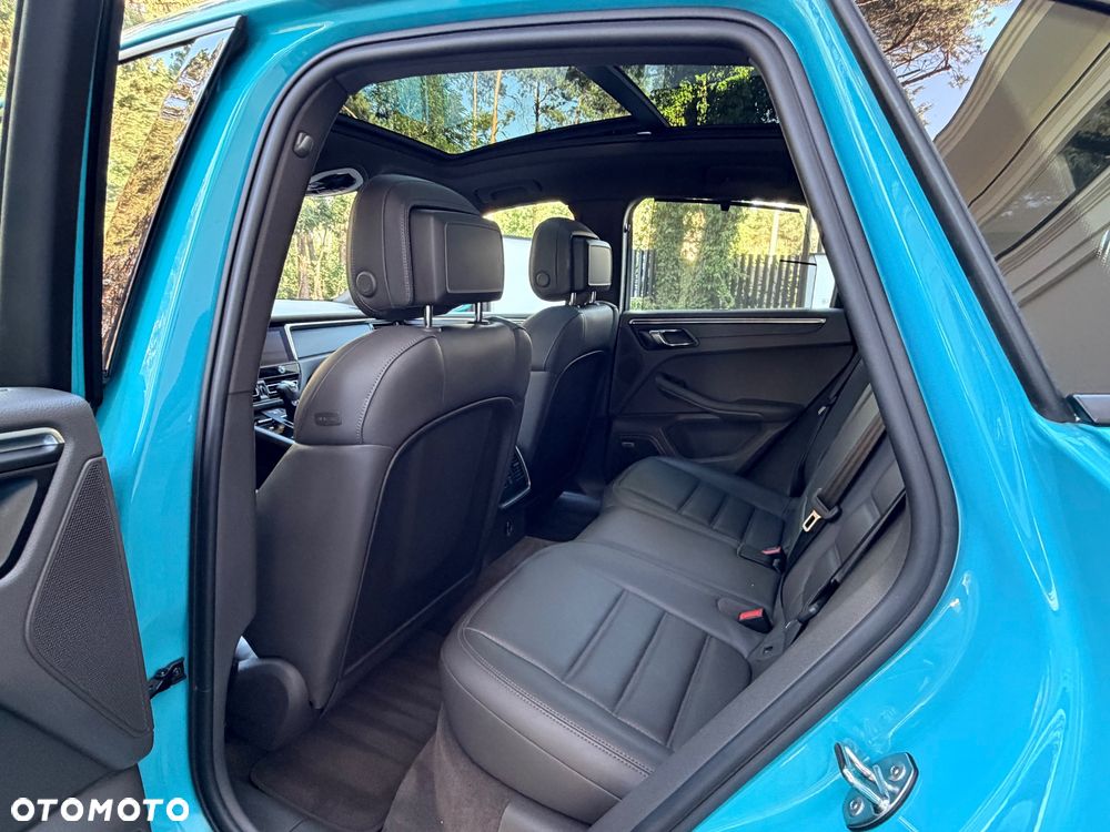 Porsche Macan T - 16