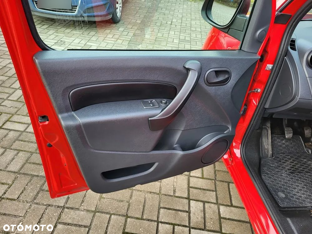 Mercedes-Benz CITAN - 11