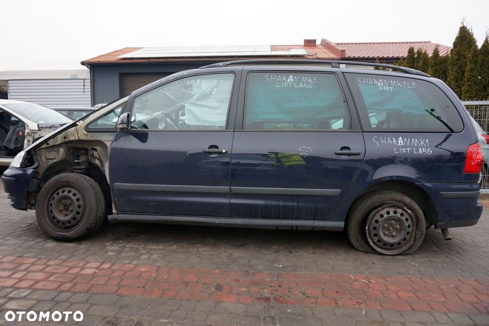 VOLKSWAGEN SHARAN I MK1 LIFT 7M9 2009 LA5G 2.0 8V ATM 115KM KZY GRANATOWY na części - 2