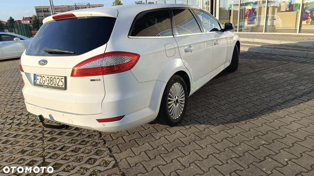 Ford Mondeo - 4