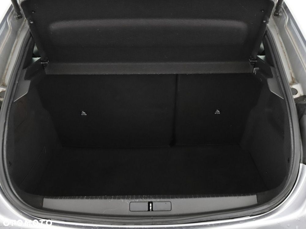 Peugeot 208 1.2 PureTech Active Pack S&S - 21