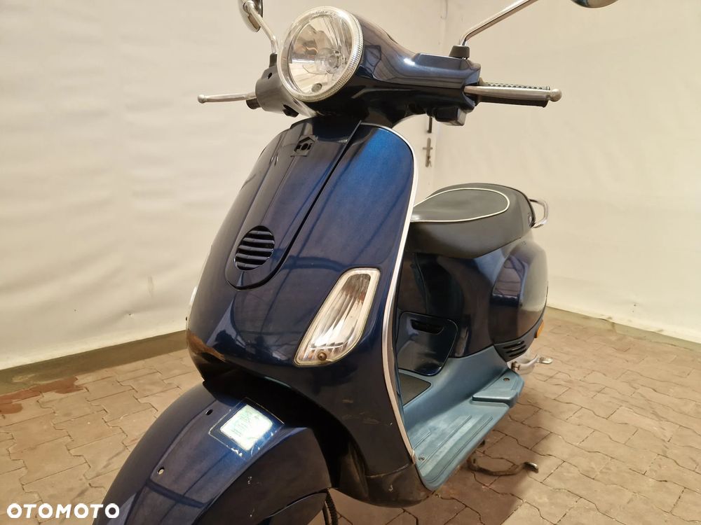 Piaggio Vespa - 23