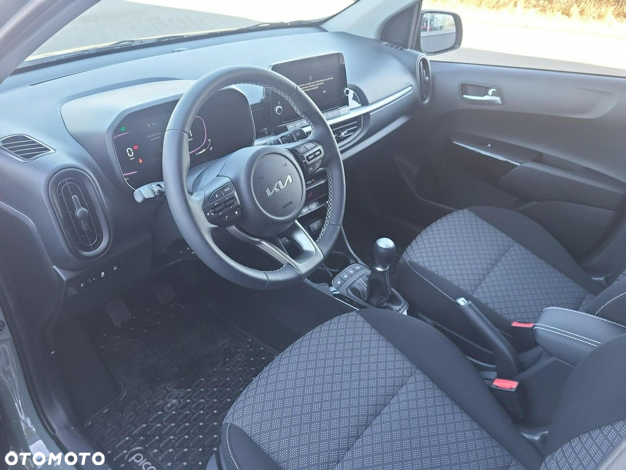 Kia Picanto - 10