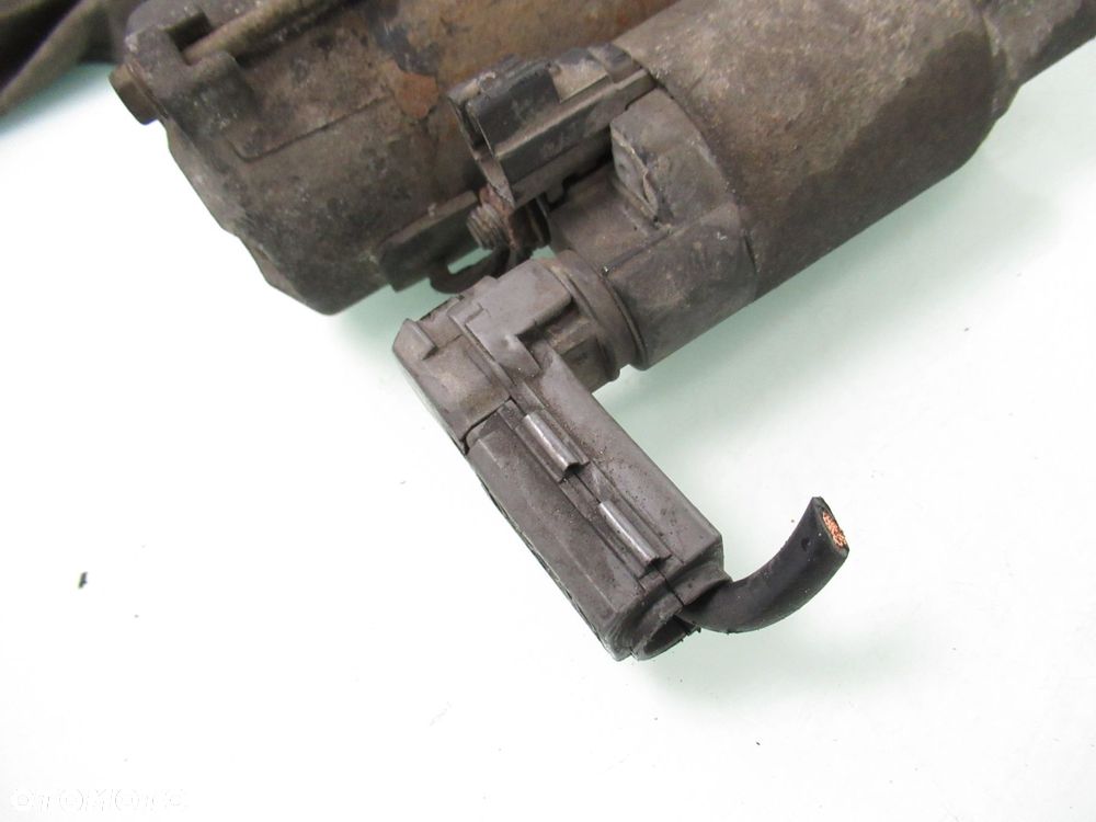 ROZRUSZNIK TOYOTA YARIS VERSO 1.3 2810021030 2280008550 - 2