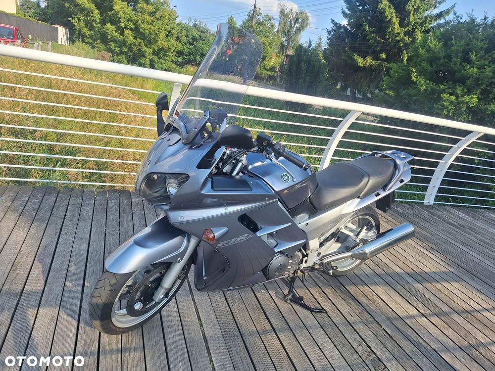 Yamaha FJR - 4