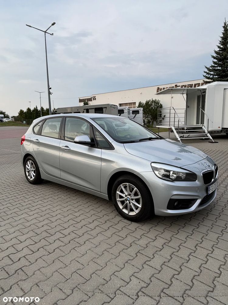 BMW Seria 2 218i - 7