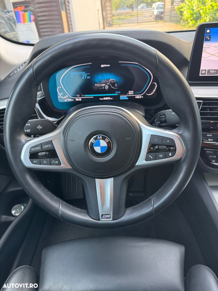 BMW Seria 5 520e Aut. - 12