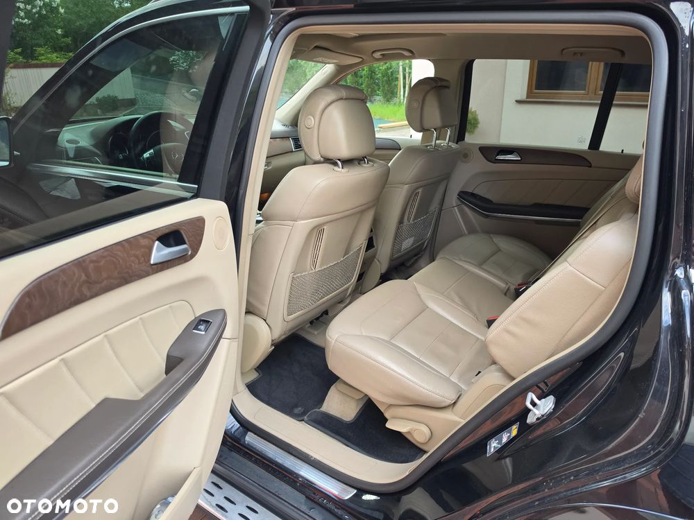 Mercedes-Benz GL 350 BlueTEC 4-Matic - 14