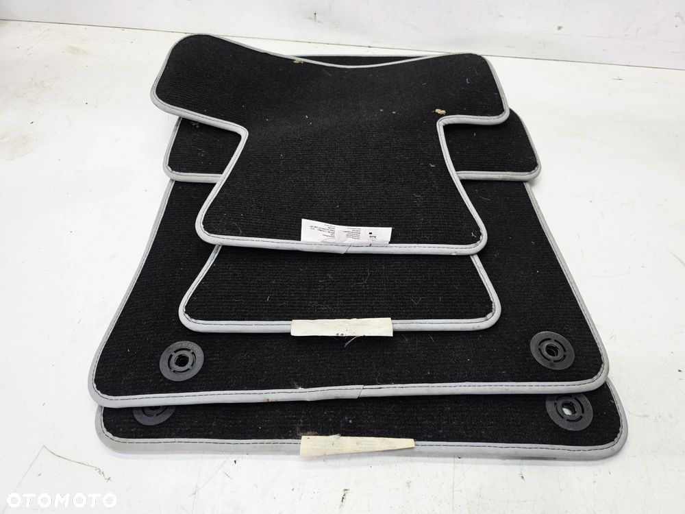 DYWAN DYWANIKI MATERIAŁ WELUR AUDI Q5 8R 8R0061276 8R1061275 - 11