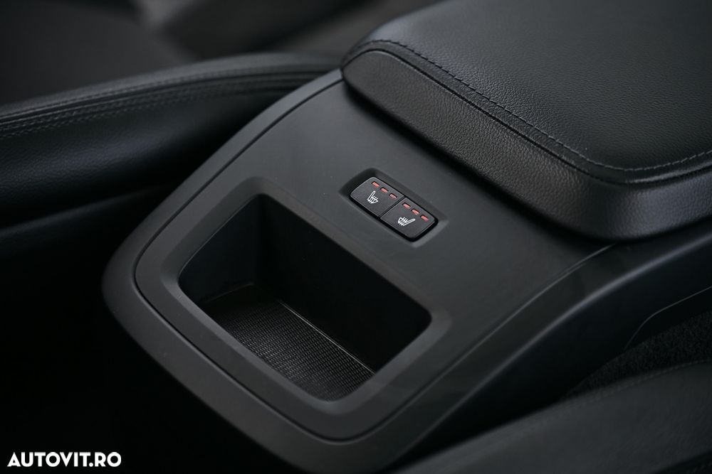 Volvo XC 60 - 31
