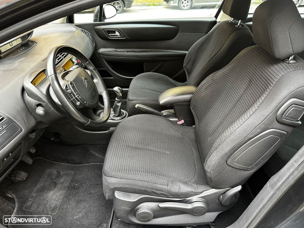 Citroën C4 HDi 110 FAP VTR Plus - 22