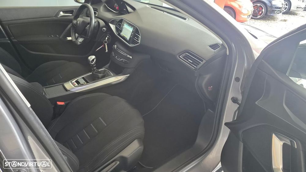 Peugeot 308 1.6 BlueHDi Allure - 48