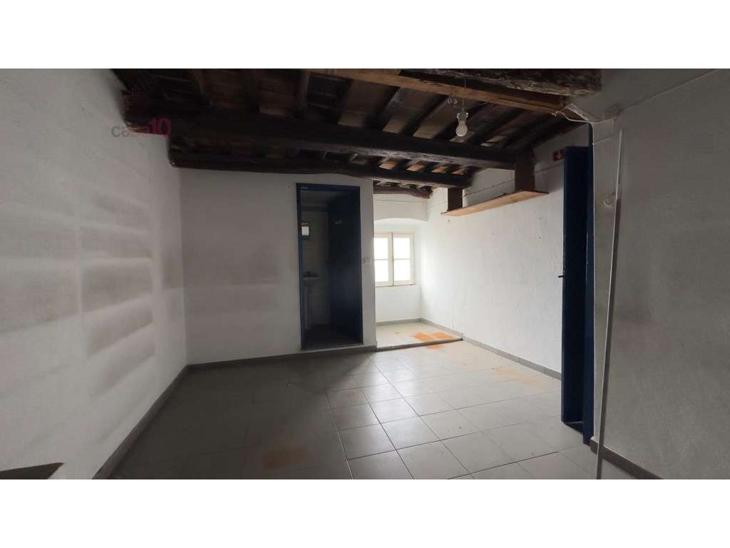 Loja para Arrendamento no Centro Histórico de Évora - Grande imagem: 4/7