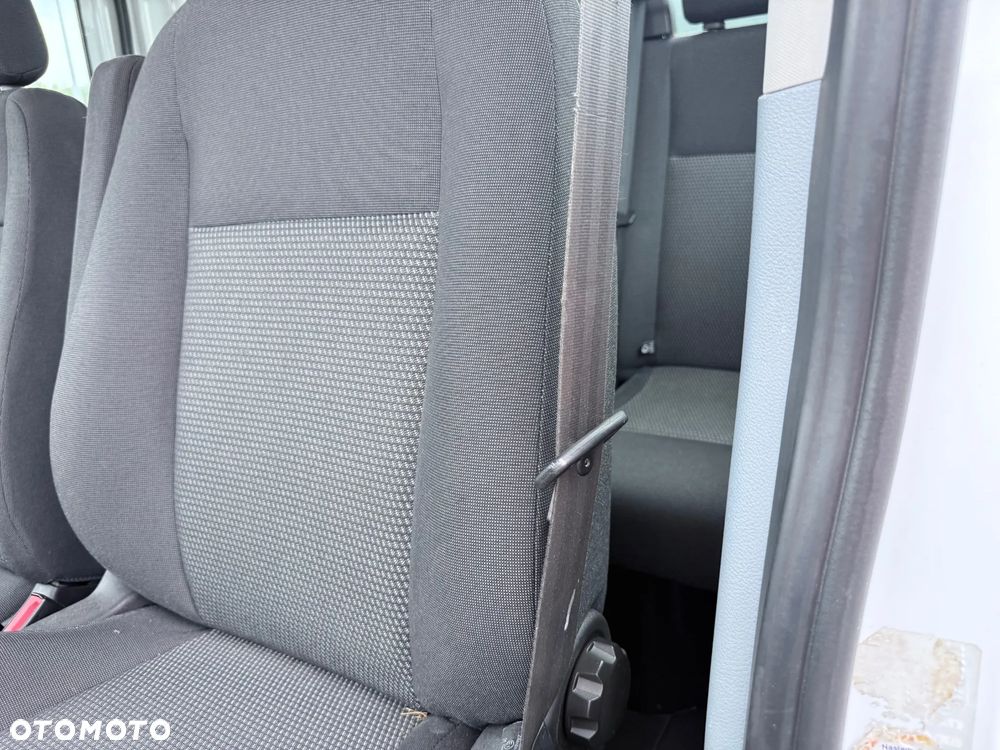 Ford Transit Doka 7-miejsc + Skrzynia  Salon PL Jeden Właściciel - 12