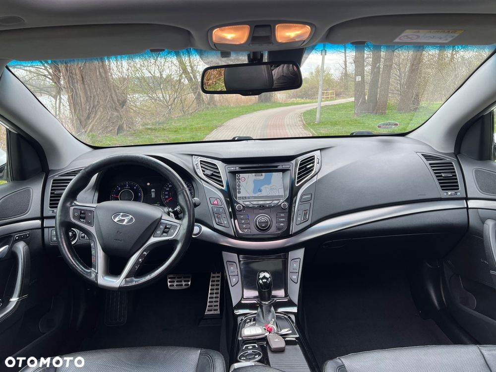 Hyundai i40 Kombi 1.7 CRDi DCT Premium - 15