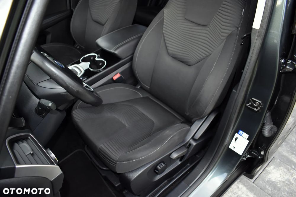 Ford S-Max 1.5 EcoBoost Titanium - 25