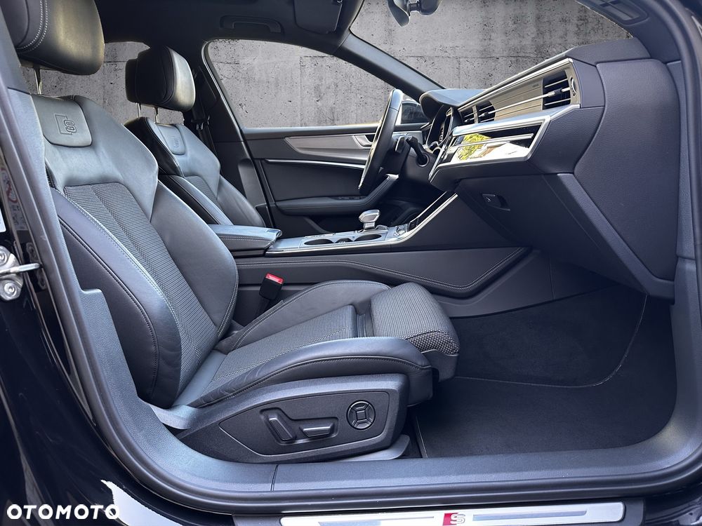 Audi A6 Avant 40 TDI S tronic S line - 12