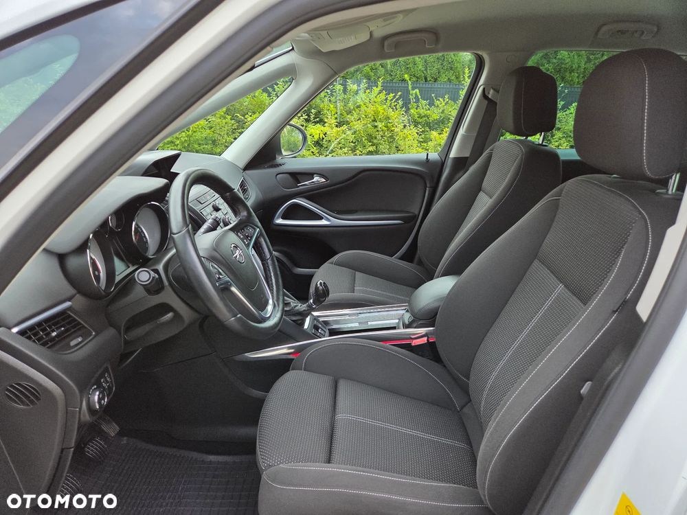 Opel Zafira - 19