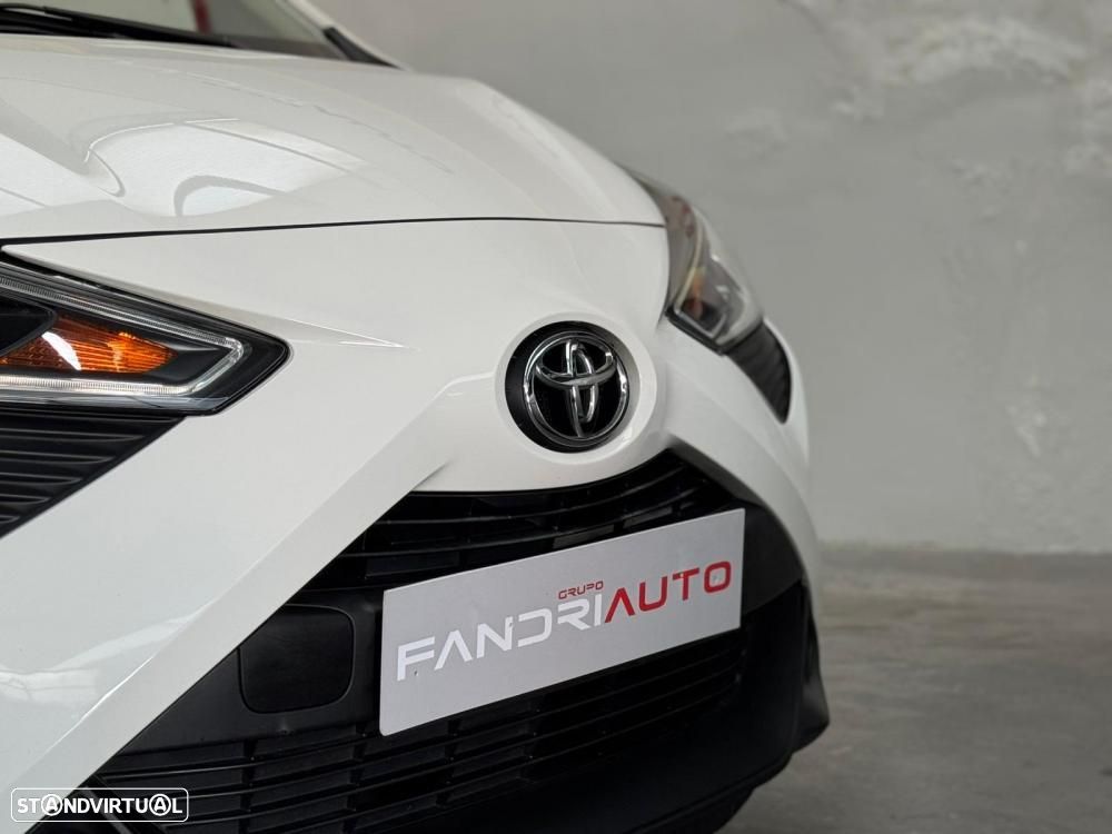 Toyota Aygo x-business - 3