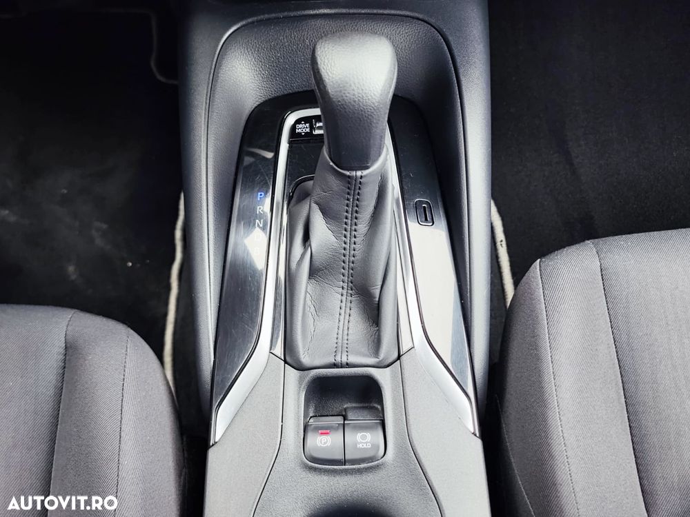 Toyota Corolla 1.8 HSD Eco - 18