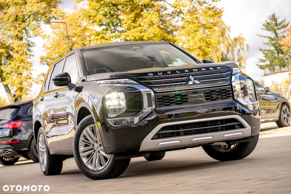 Mitsubishi Outlander - 29