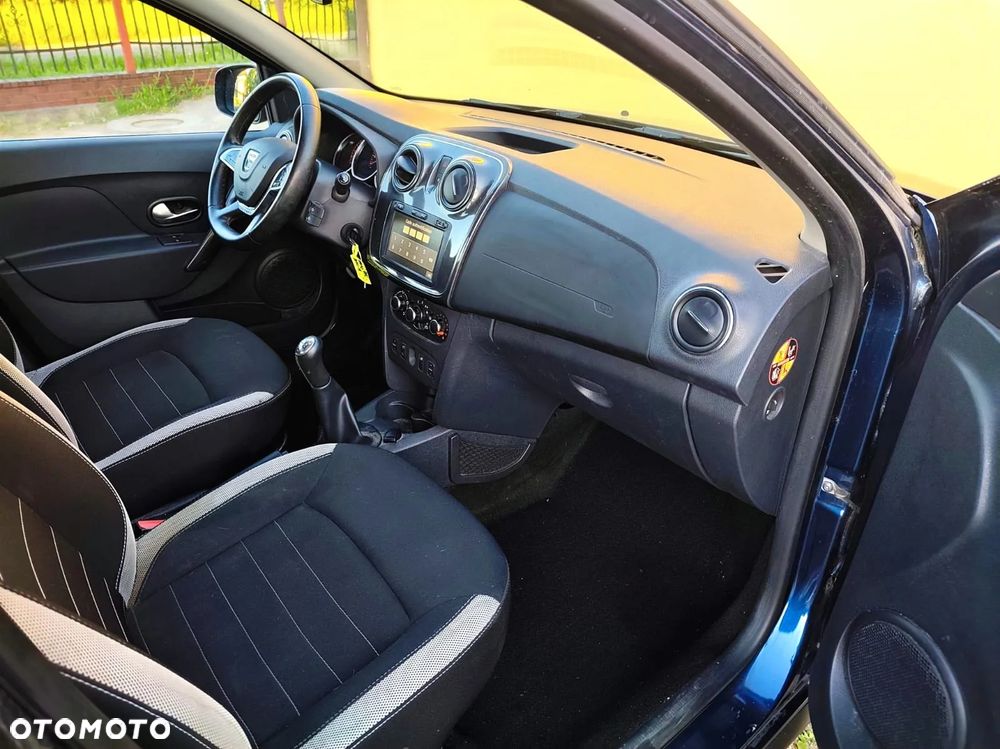 Dacia Sandero Stepway TCe 90 (S&S) Prestige - 8