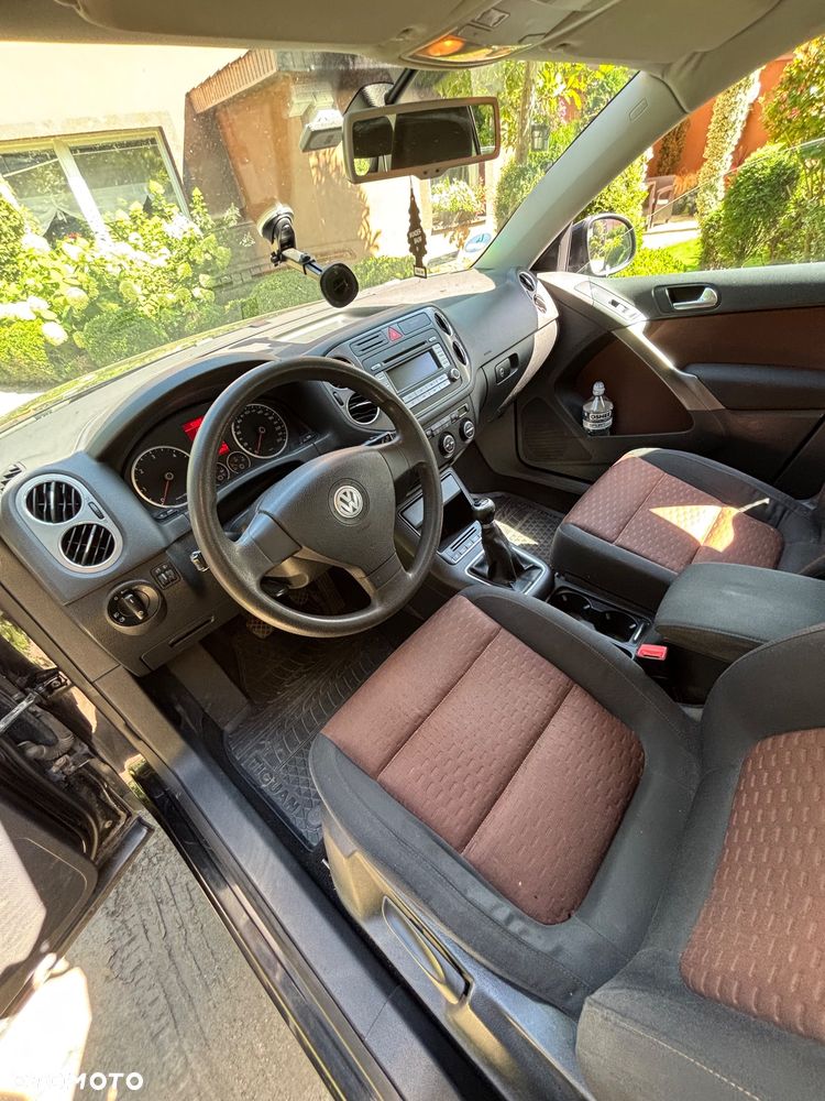 Volkswagen Tiguan - 23