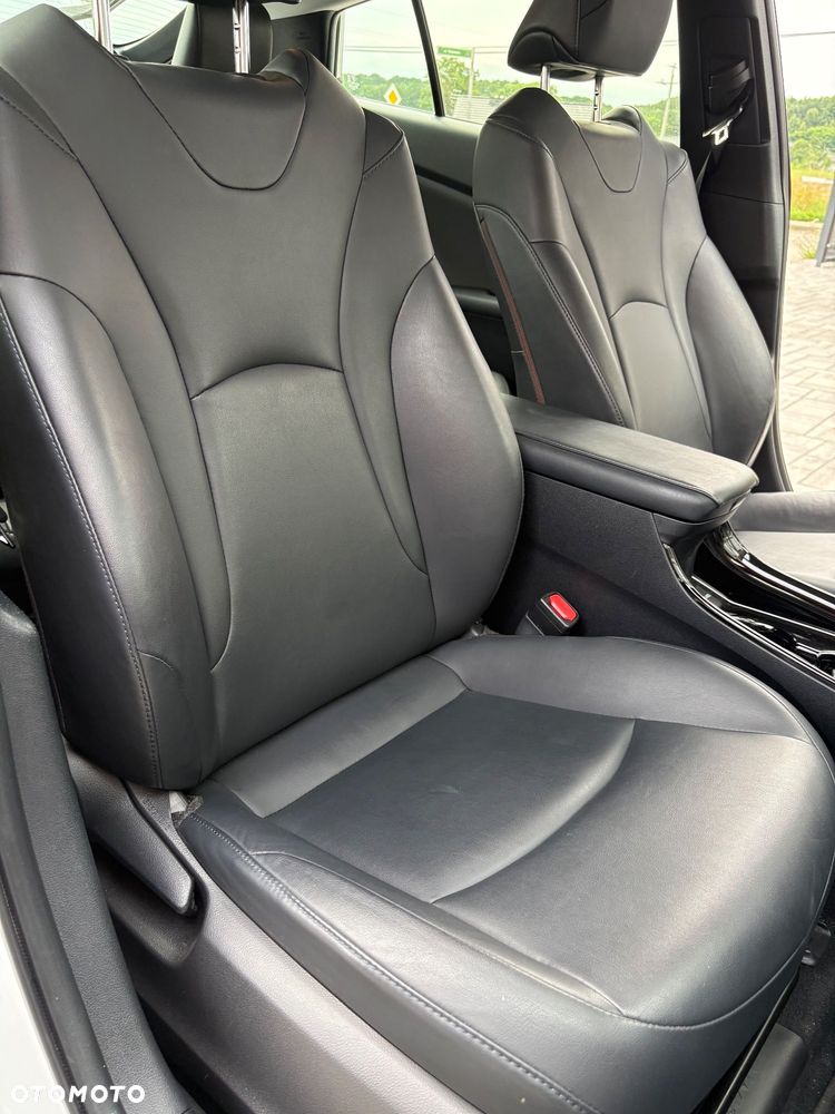 Toyota Prius 1.8 Hybrid Executive - 18