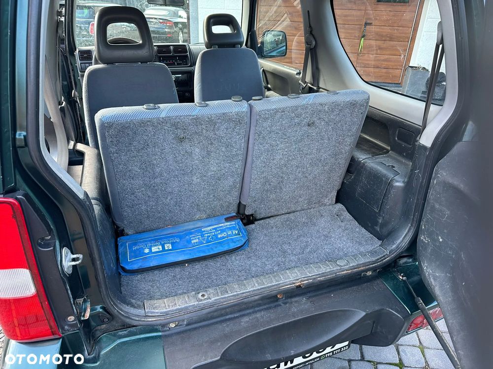 Suzuki Jimny 1.3 - 13