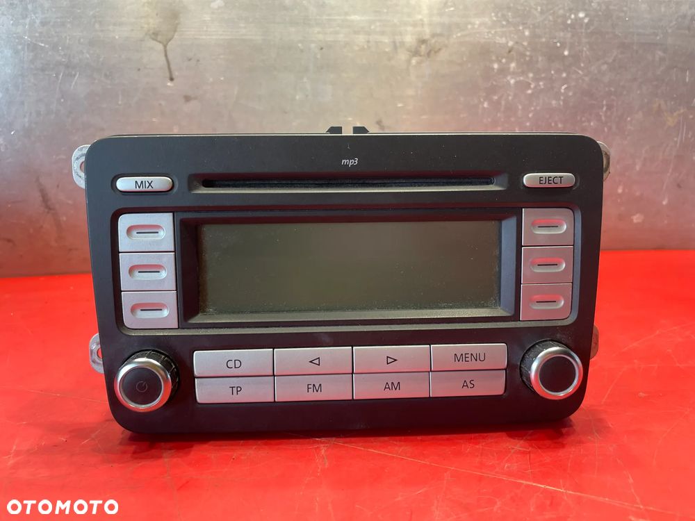 VOLKSWAGEN PASSAT B6 TOURAN GOLF V RADIO RADIOODTWARZACZ  1K0035186AD - 2