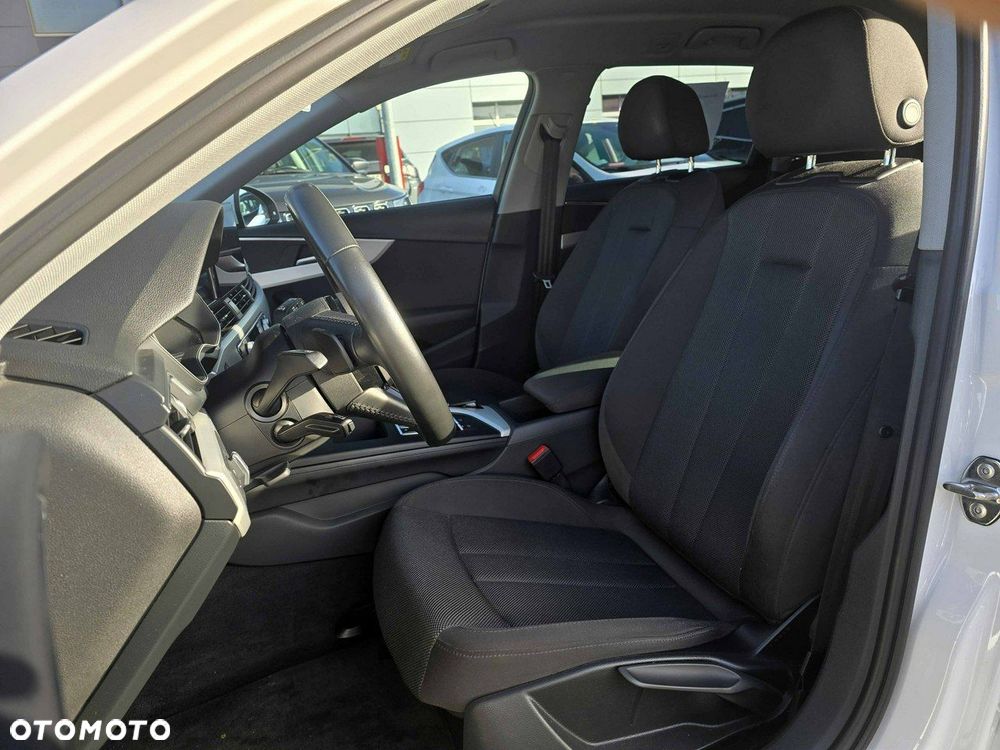 Audi A4 Avant - 16