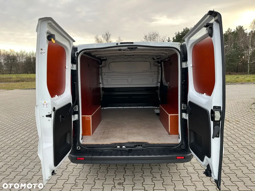 Renault Trafic - 10